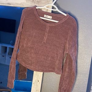 Long sleeve cropped fuzzy shirt from Hollister.